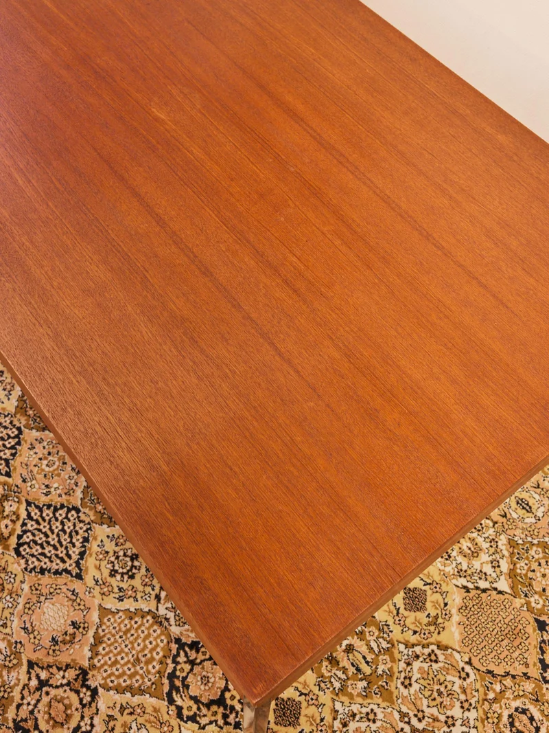 Romy, la table à manger vintage en bois N°1508