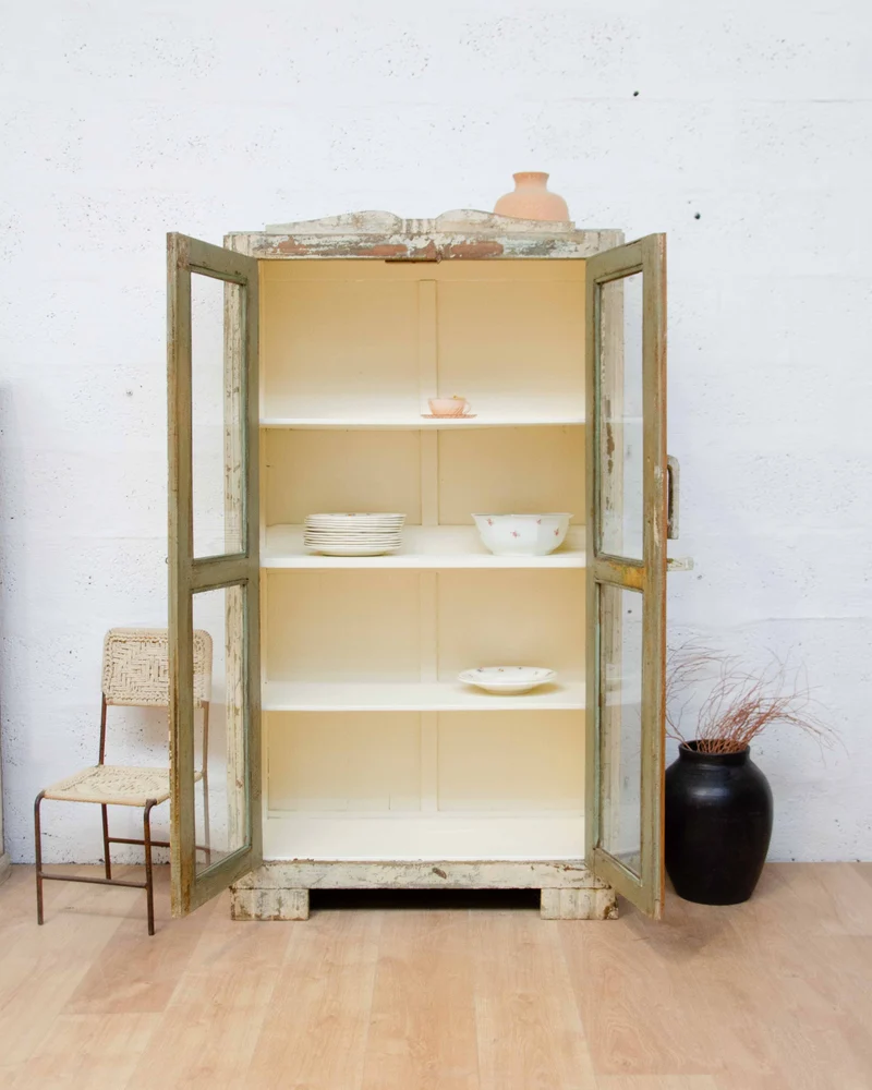 Victoria, la vitrine en teck et verre N°1344