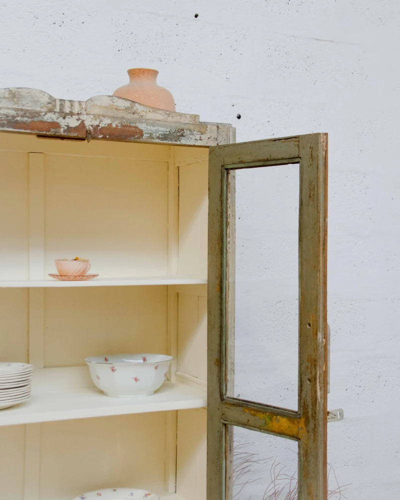 Victoria, la vitrine en teck et verre N°1344