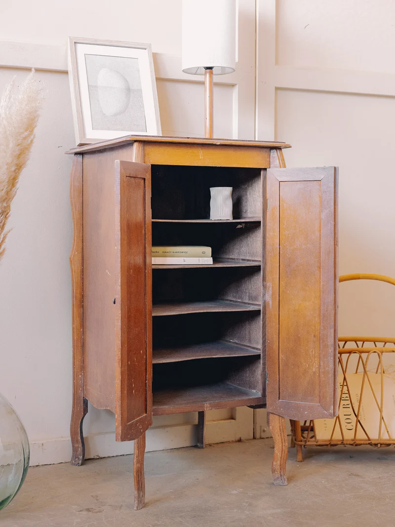 Gilbert, le petit buffet de campagne N°1844