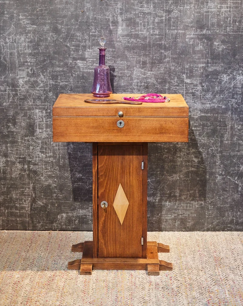 Louise, la coiffeuse Art déco en bois N°348