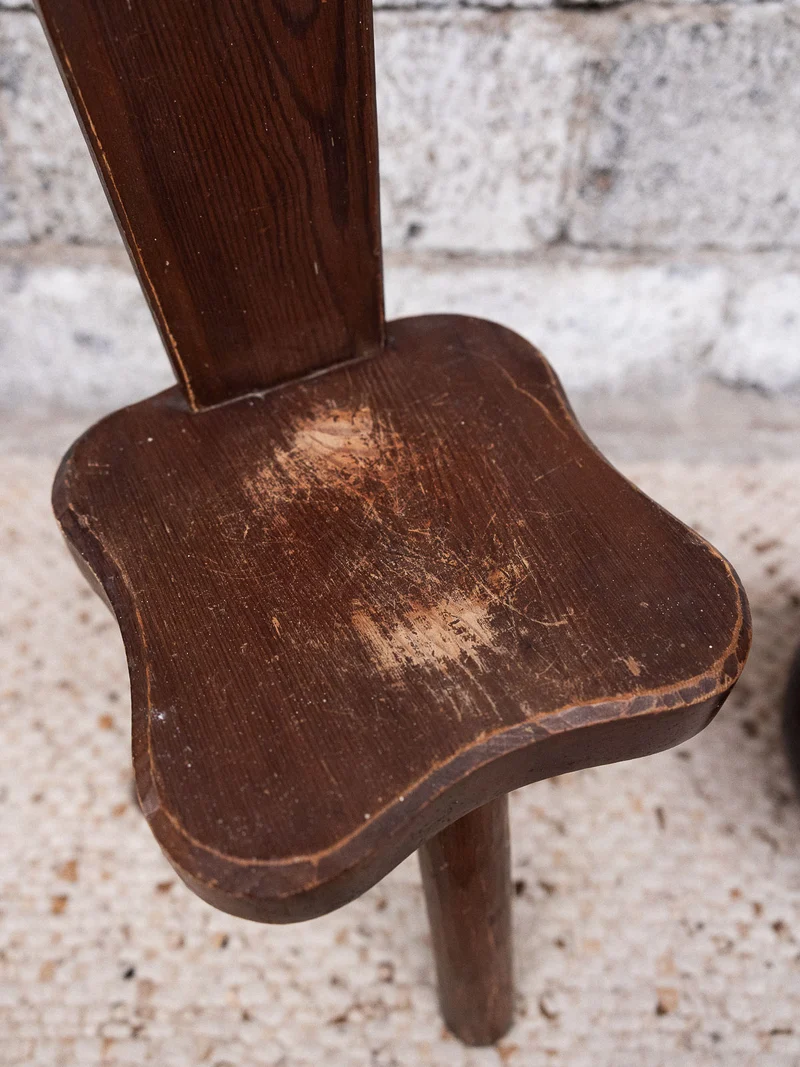 Claude, la chaise brutaliste N°1477