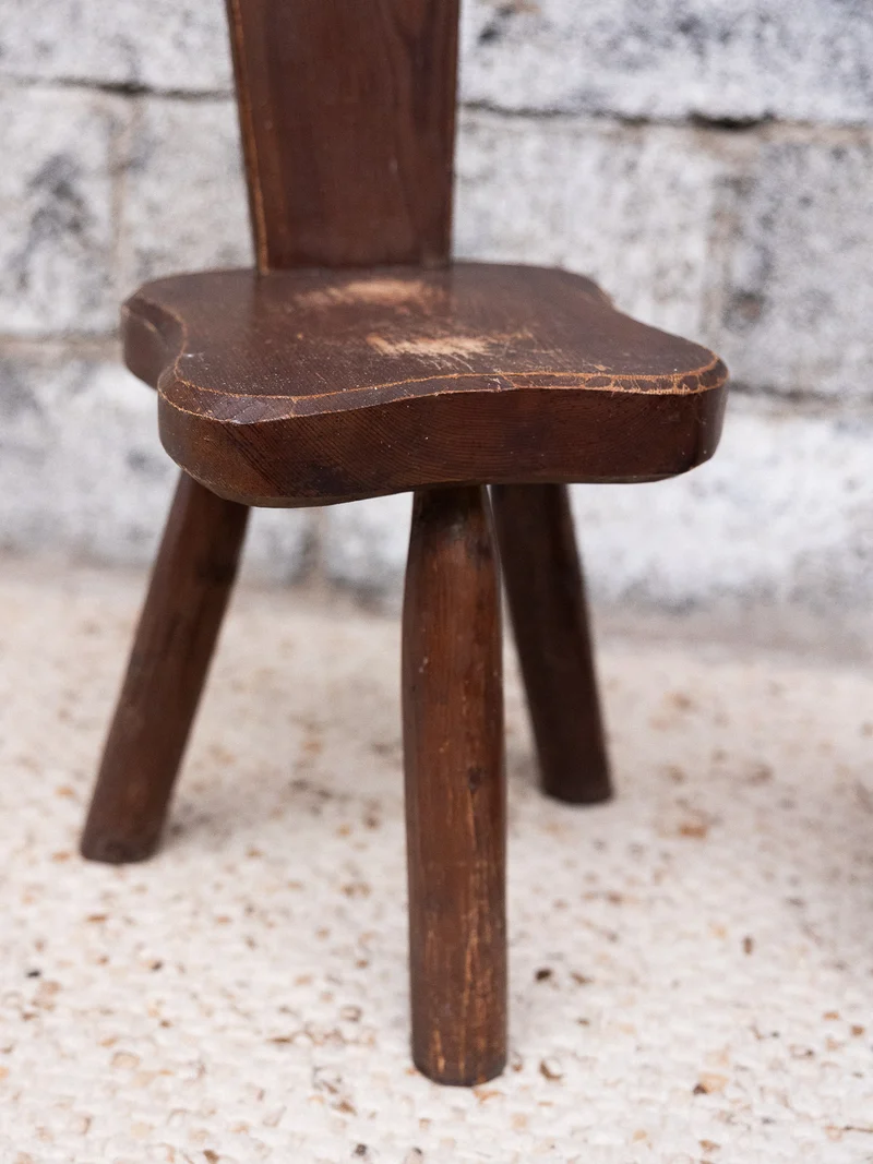 Claude, la chaise brutaliste N°1477