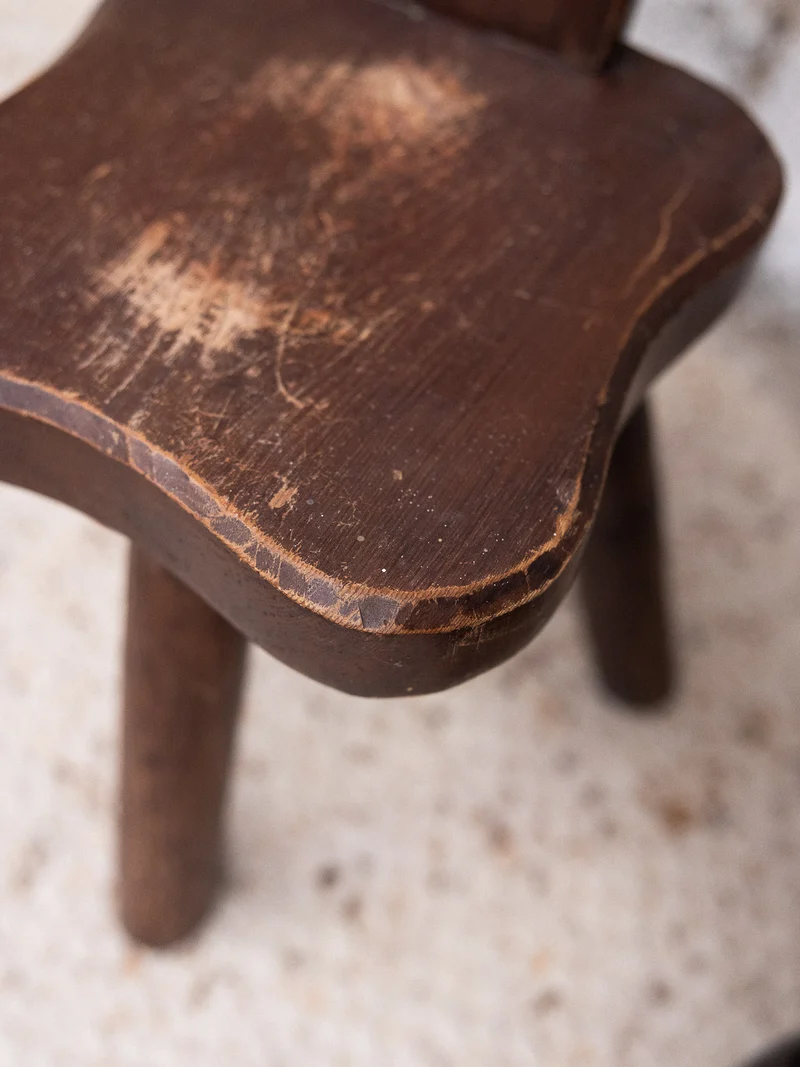 Claude, la chaise brutaliste N°1477