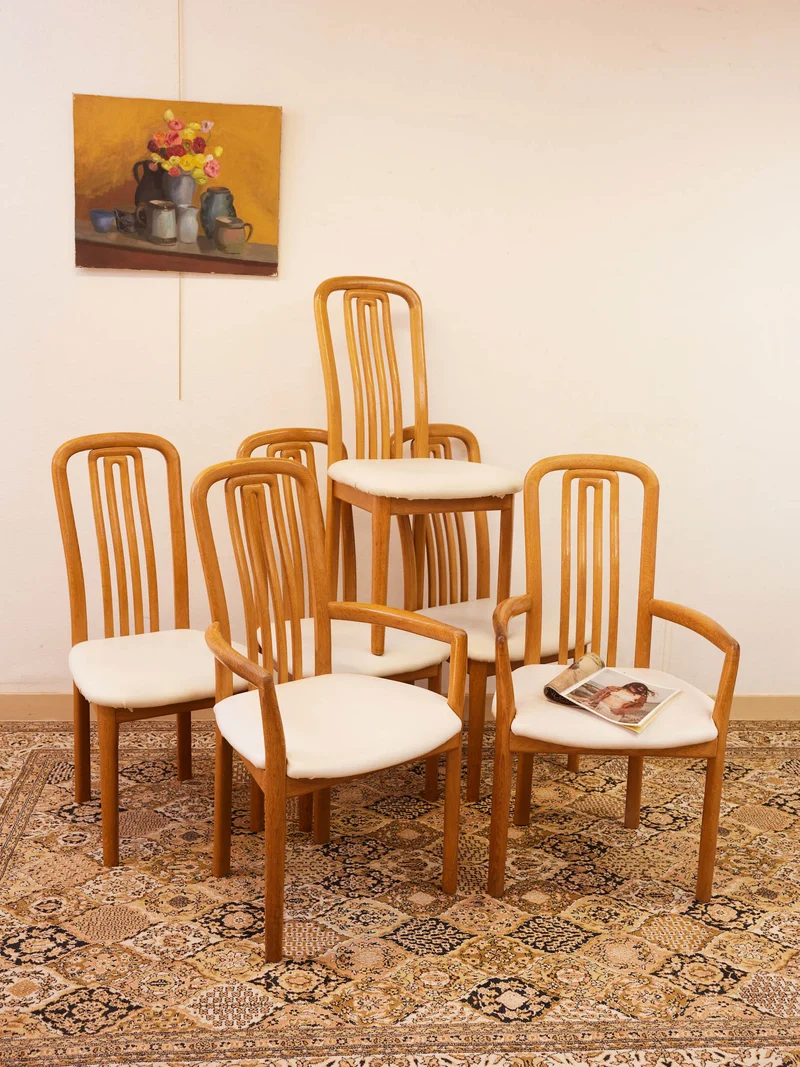 Alma, le lot de 4 chaise et 2 fauteuils en bois N°1918
