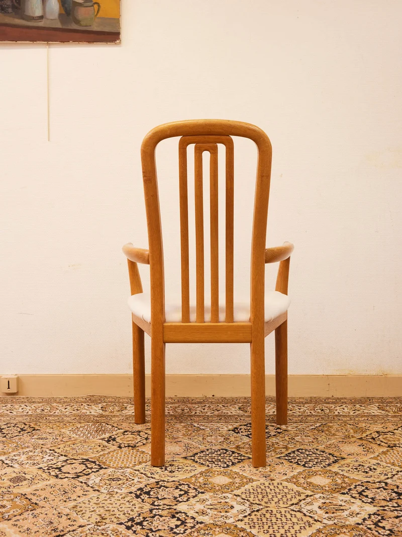 Alma, le lot de 4 chaise et 2 fauteuils en bois N°1918