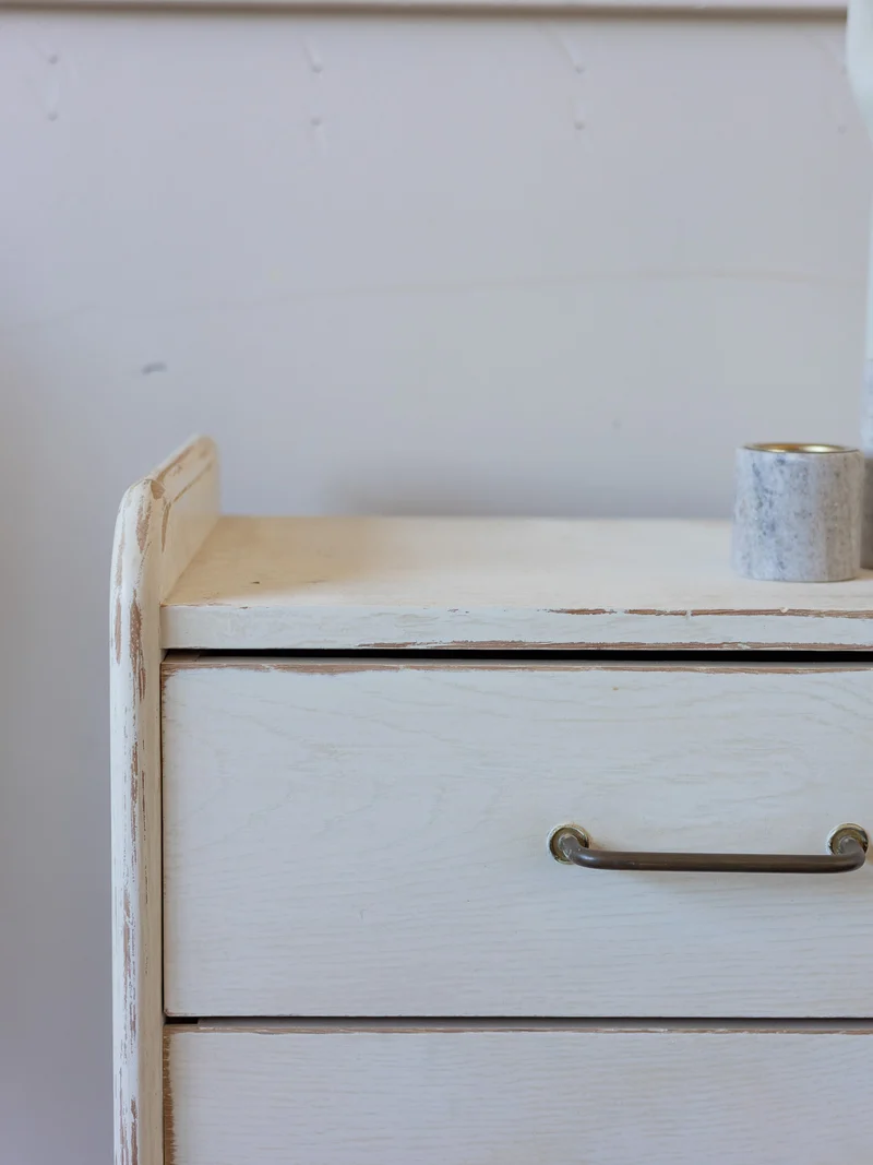 Garance, la commode blanc patiné N°746