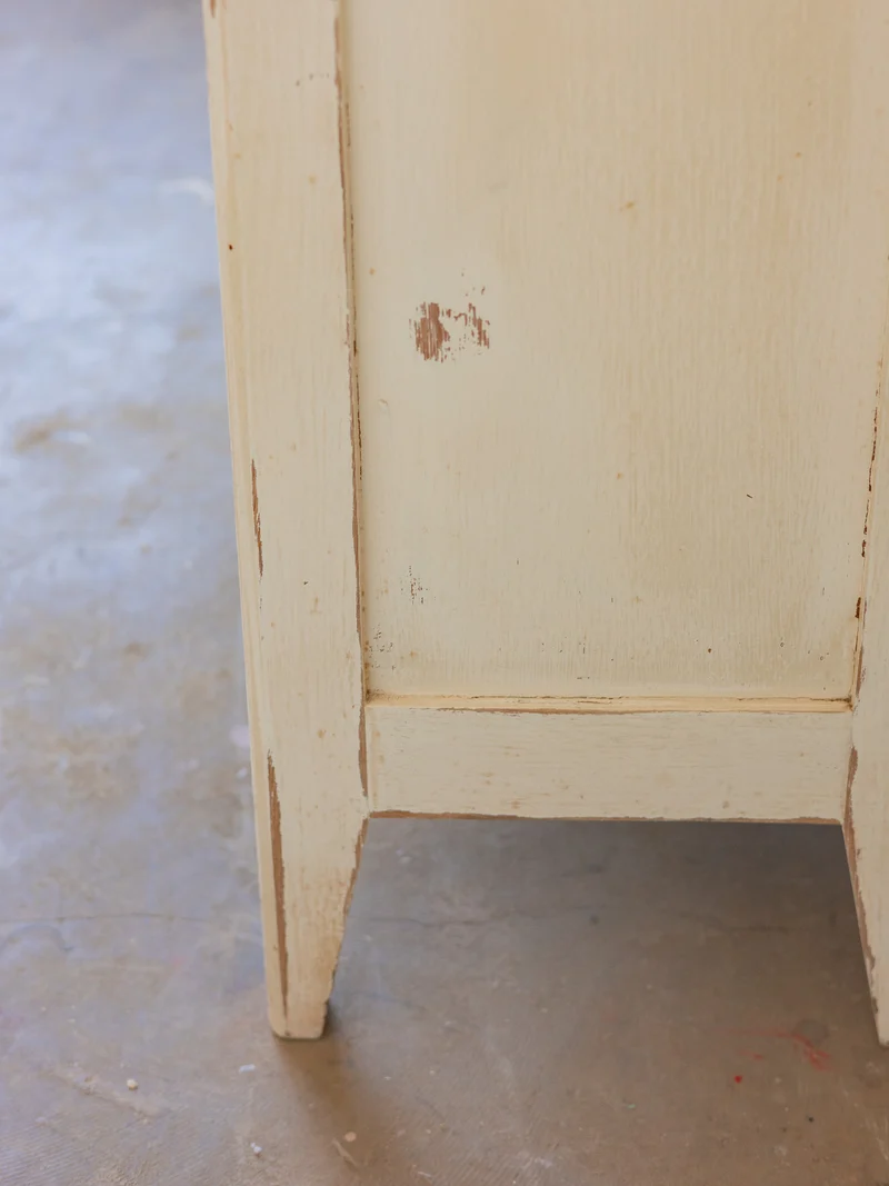 Garance, la commode blanc patiné N°746