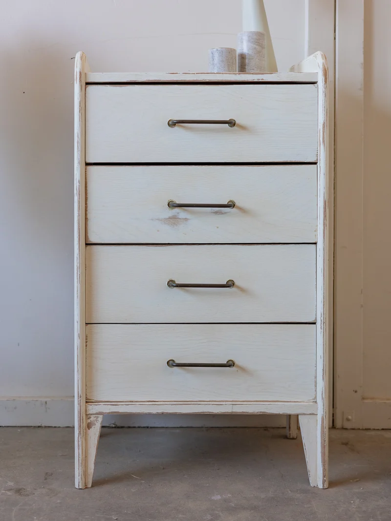 Garance, la commode blanc patiné N°746