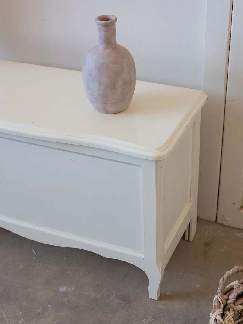 Lucien, le coffre blanc de campagne N°194