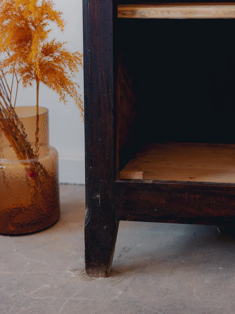 Blandine, la petite armoire parisienne N°502