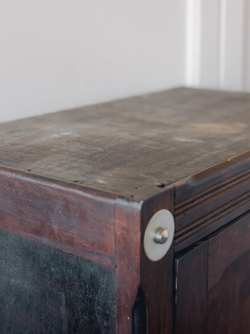 Blandine, la petite armoire parisienne N°502