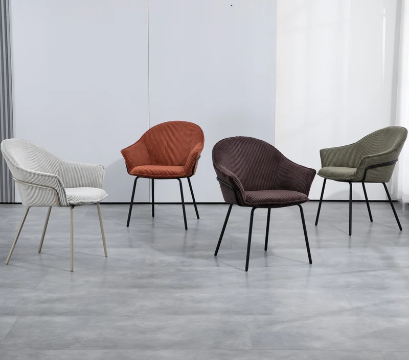 Chaise accoudoirs velours côtelé à grosses côtes kaki NOMA