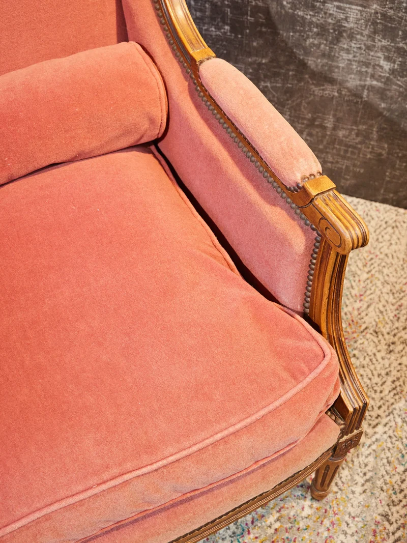 Ernest, le fauteuil bergère en bois N°1594
