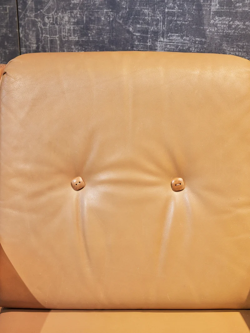 Jakob, la paire de fauteuils en pin N°1370