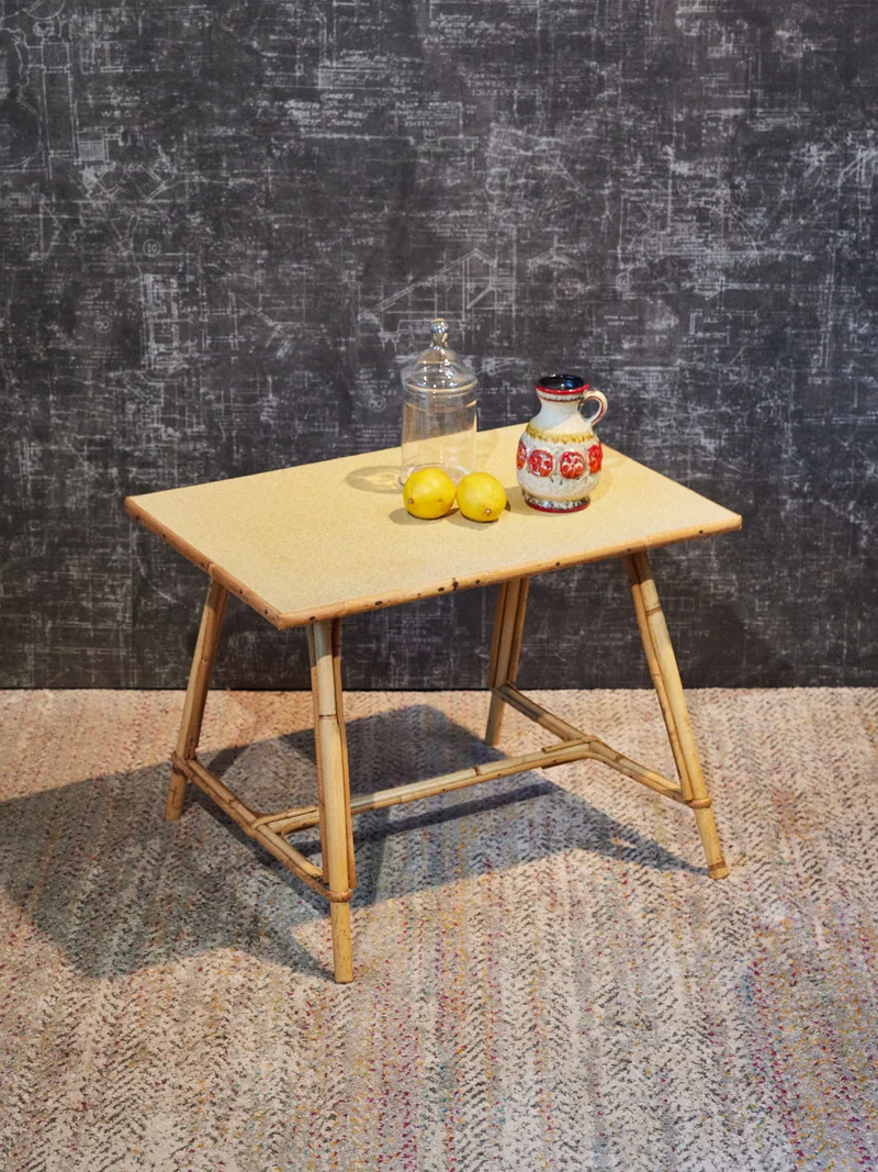 Léonie, la table basse en rotin N°1158