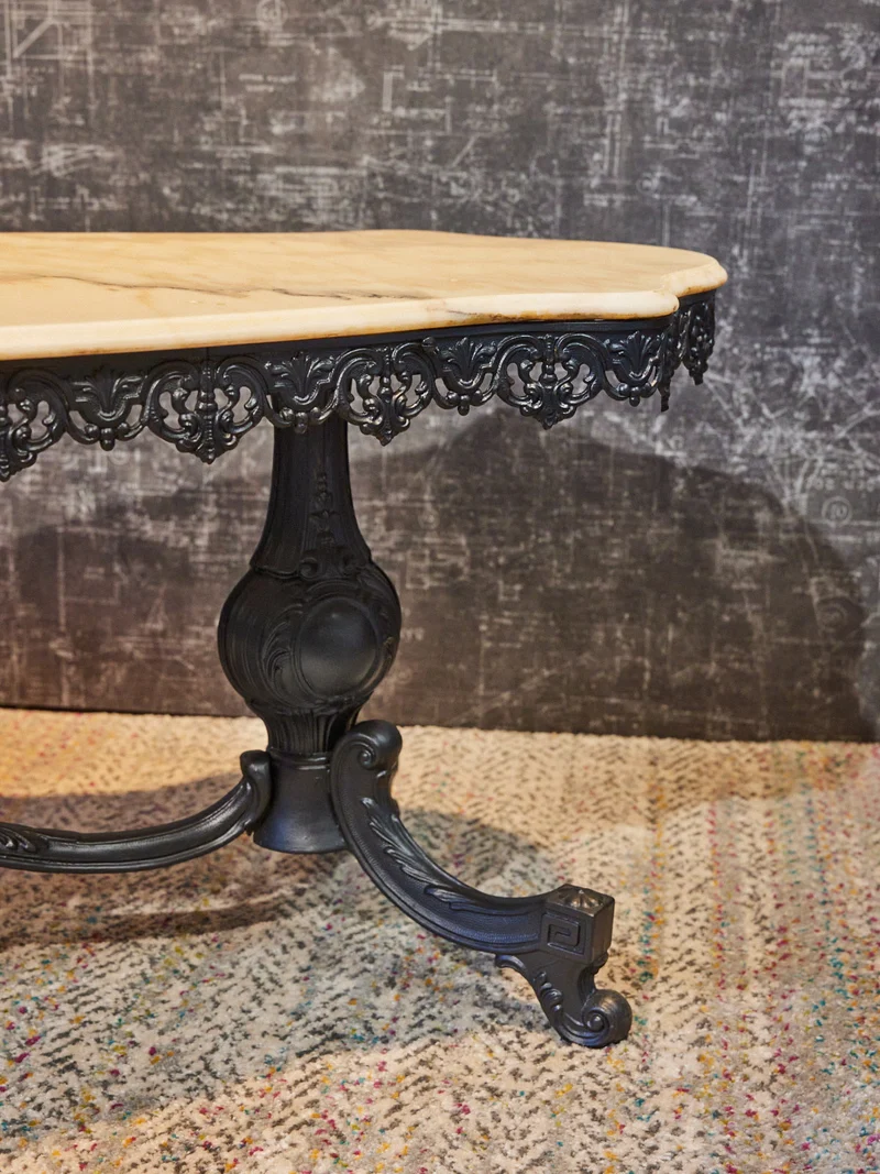 Léonie, la table basse en marbre relookée N°1157