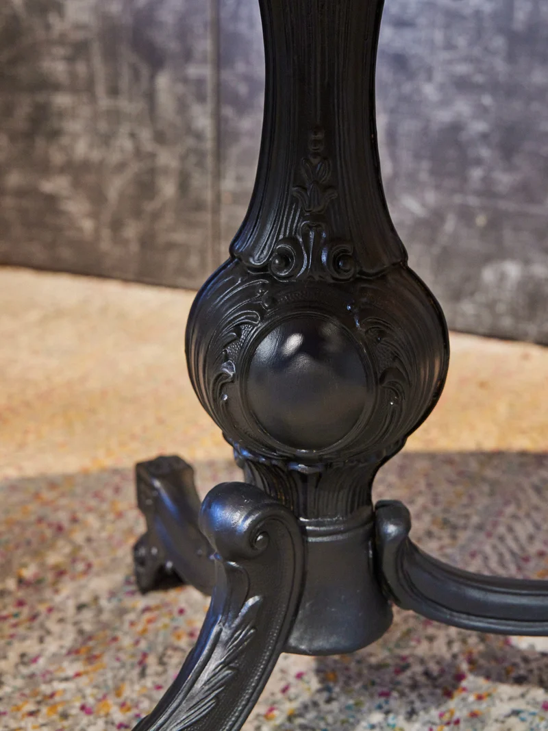 Léonie, la table basse en marbre relookée N°1157