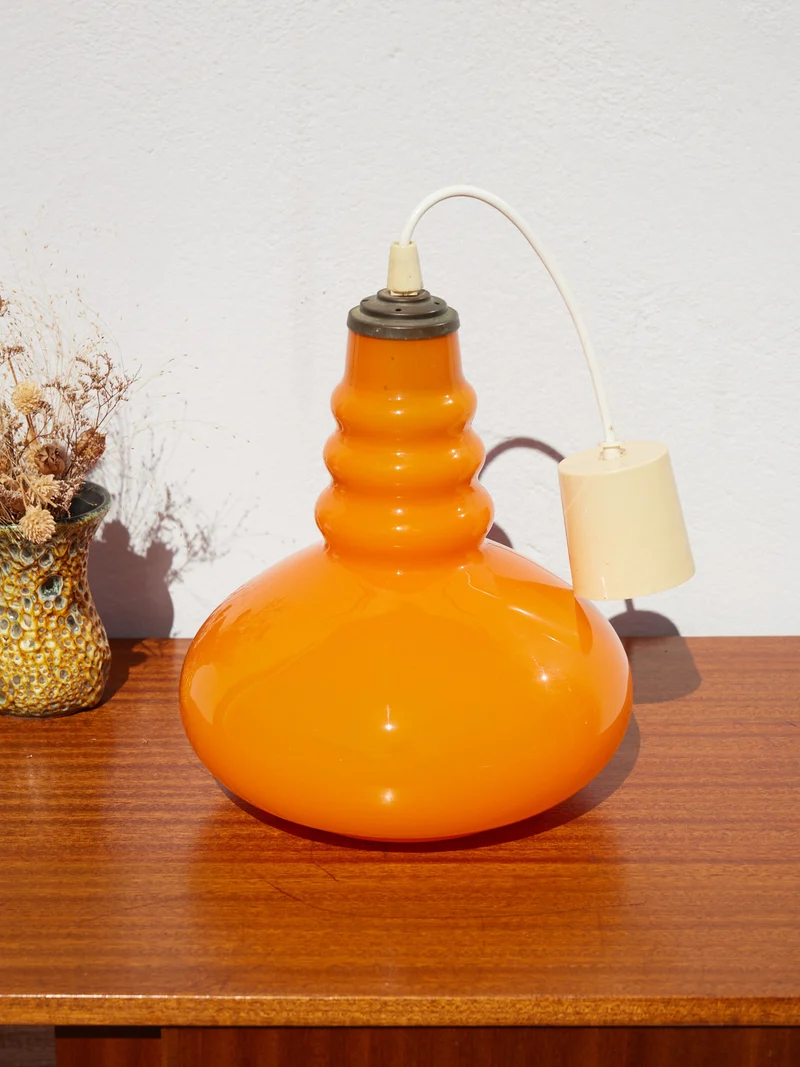 Sonia, la suspension Space Age en verre N°315