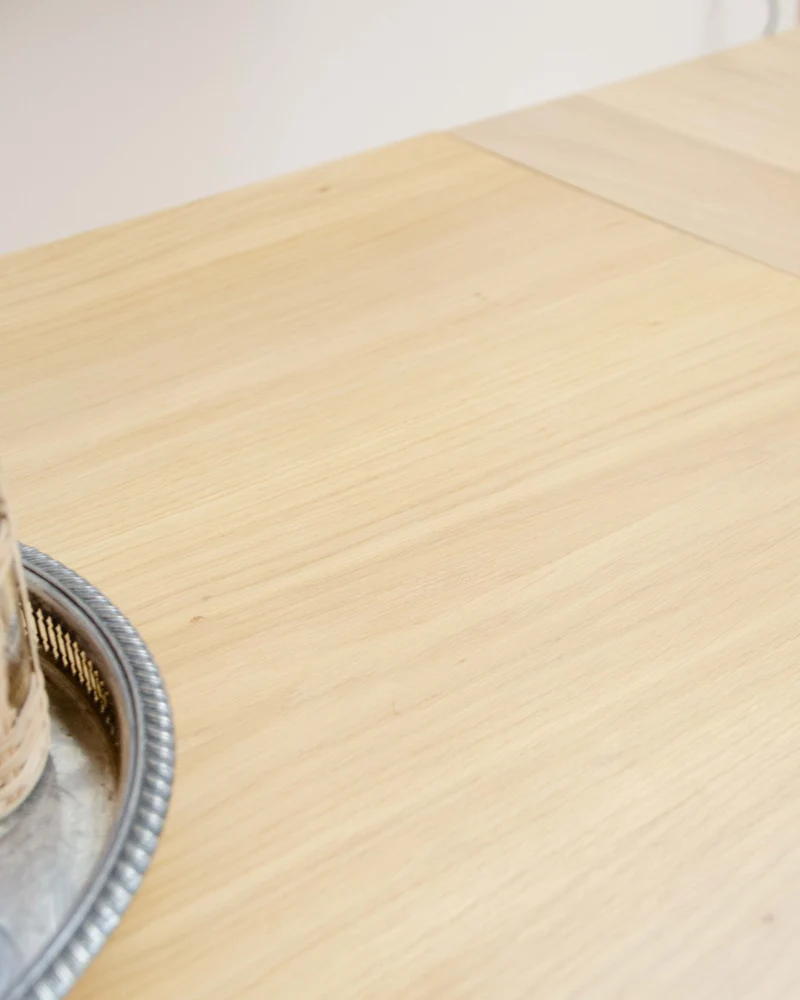 Karla, la table à manger en chêne N°1271