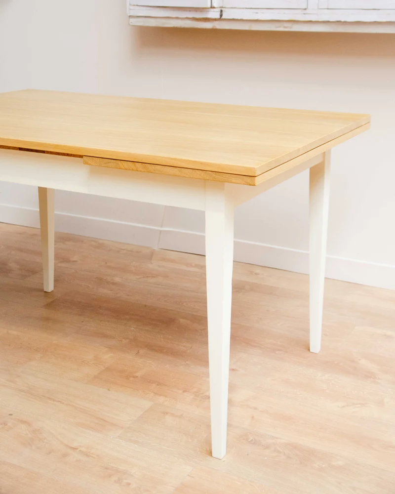 Karla, la table à manger en chêne N°1271