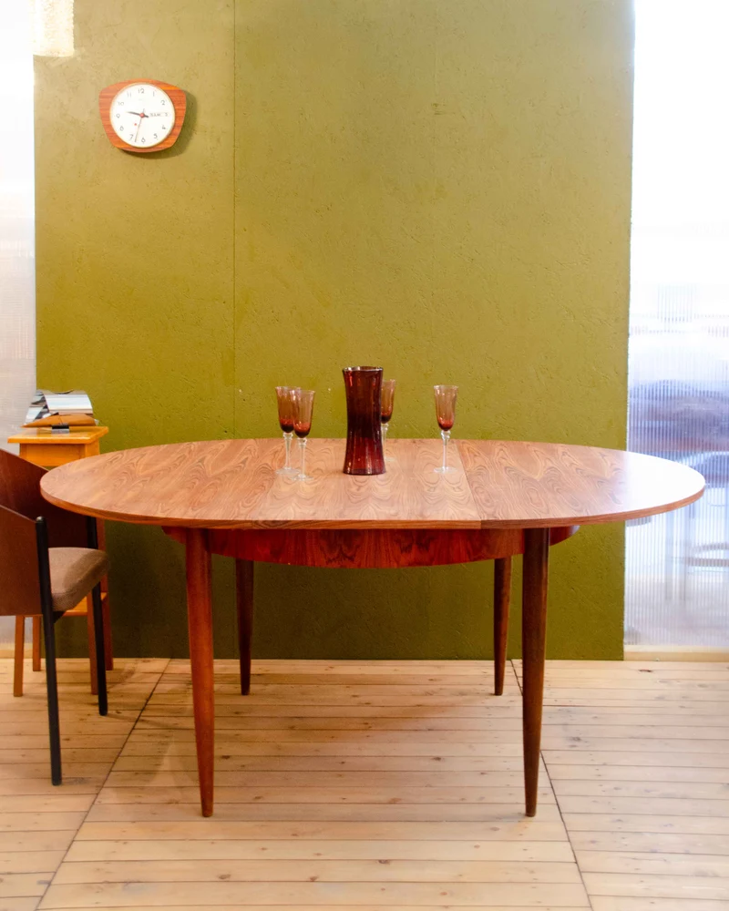 Karla, la table à manger ronde scandinave N°1261