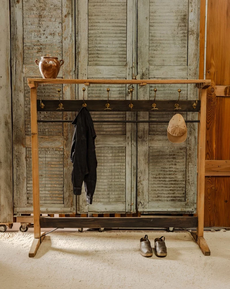 Max, le grand porte-manteau en bois et métal N°457