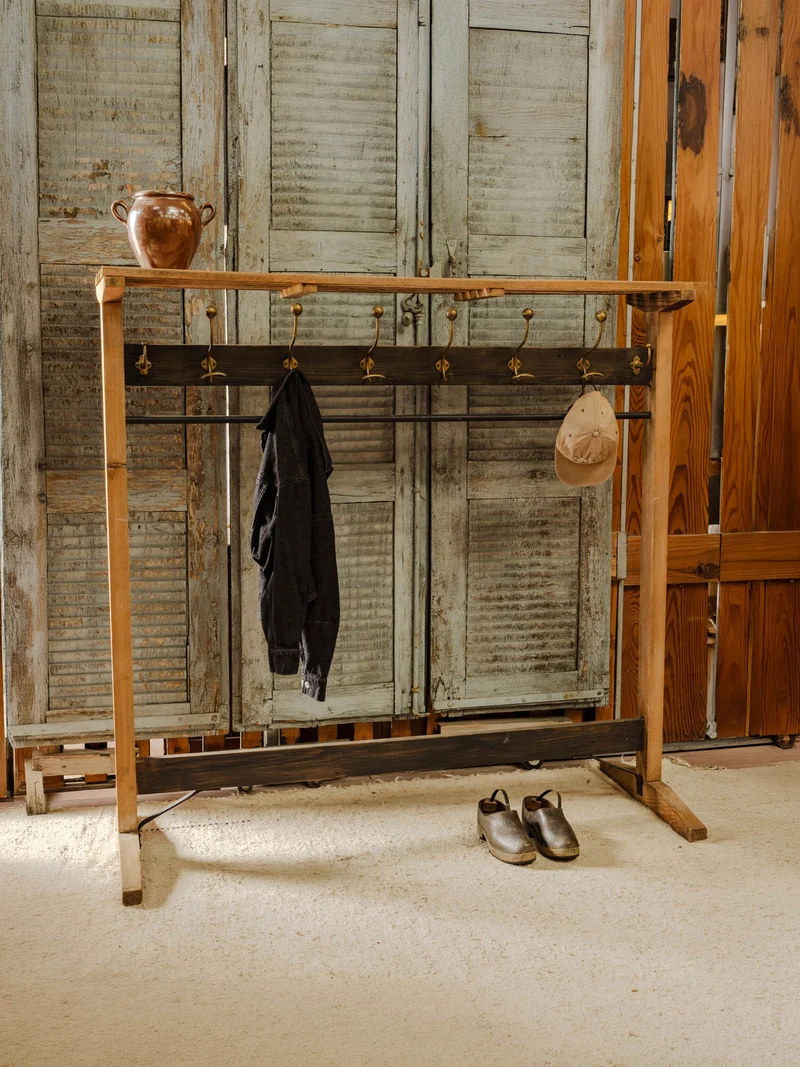 Max, le grand porte-manteau en bois et métal N°457