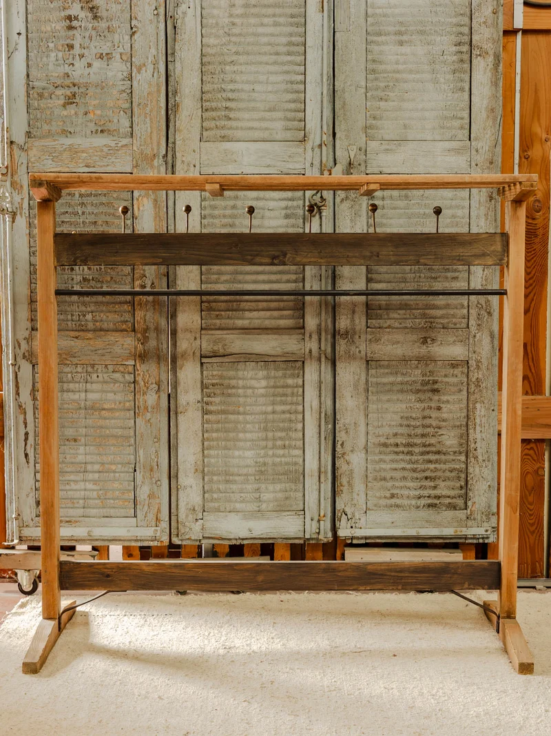 Max, le grand porte-manteau en bois et métal N°457