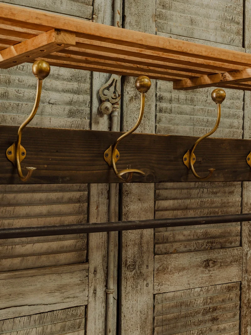 Max, le grand porte-manteau en bois et métal N°457