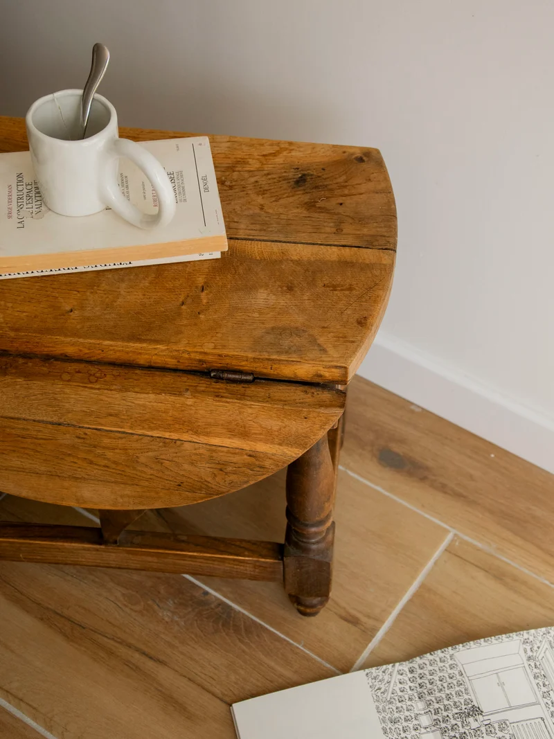 Léonie, la table basse à rabats N°1147