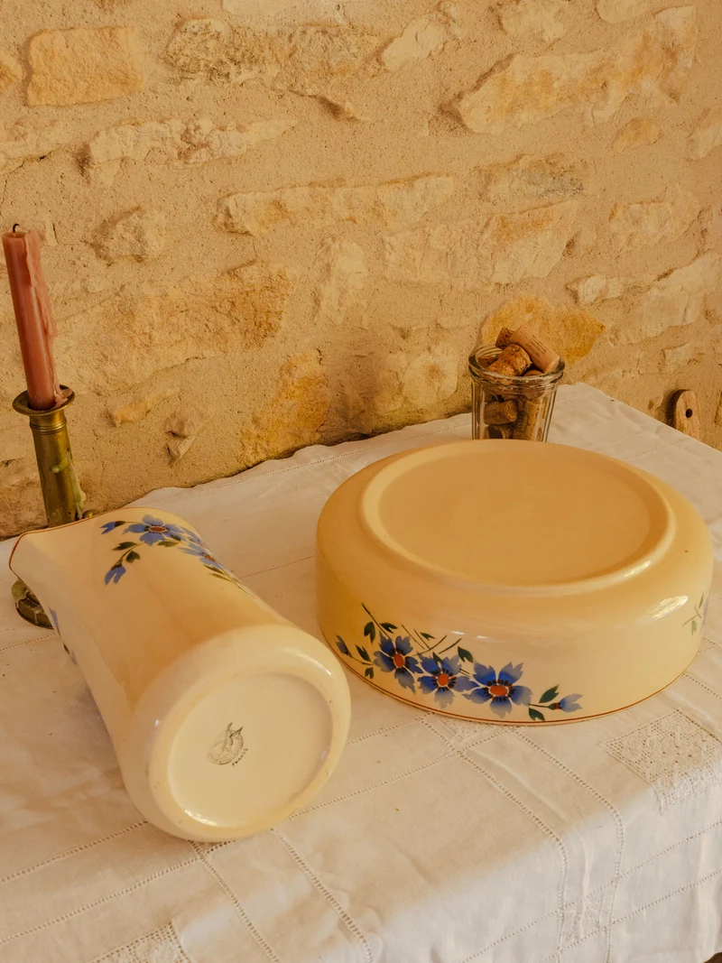 Nestor, le service de toilette en faïence N°761