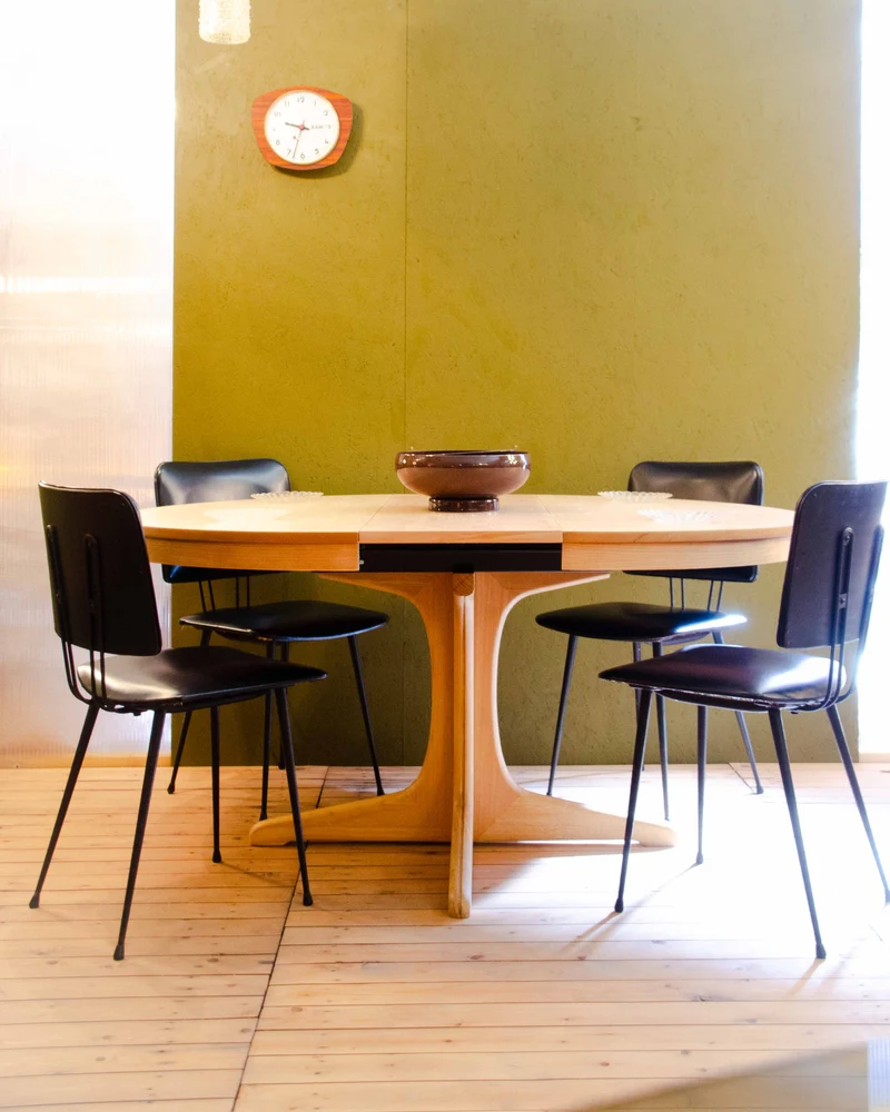 Karla, la table à manger en frêne N°1256