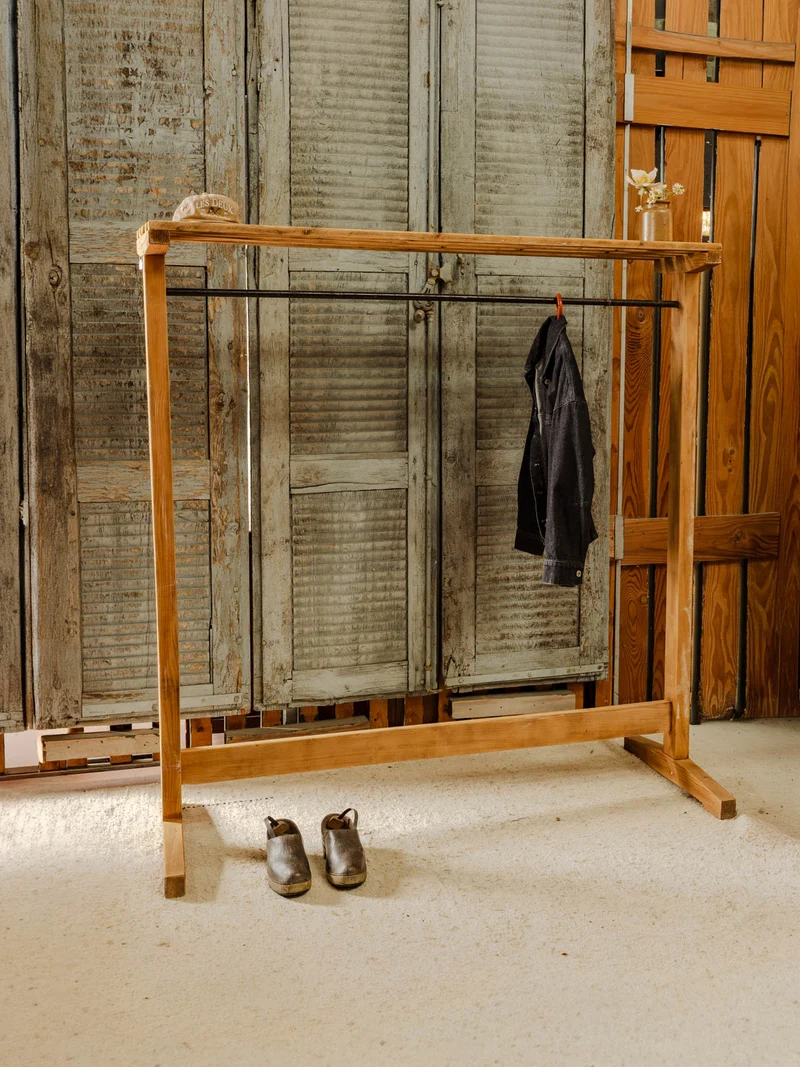Max, le grand portant en bois N°456