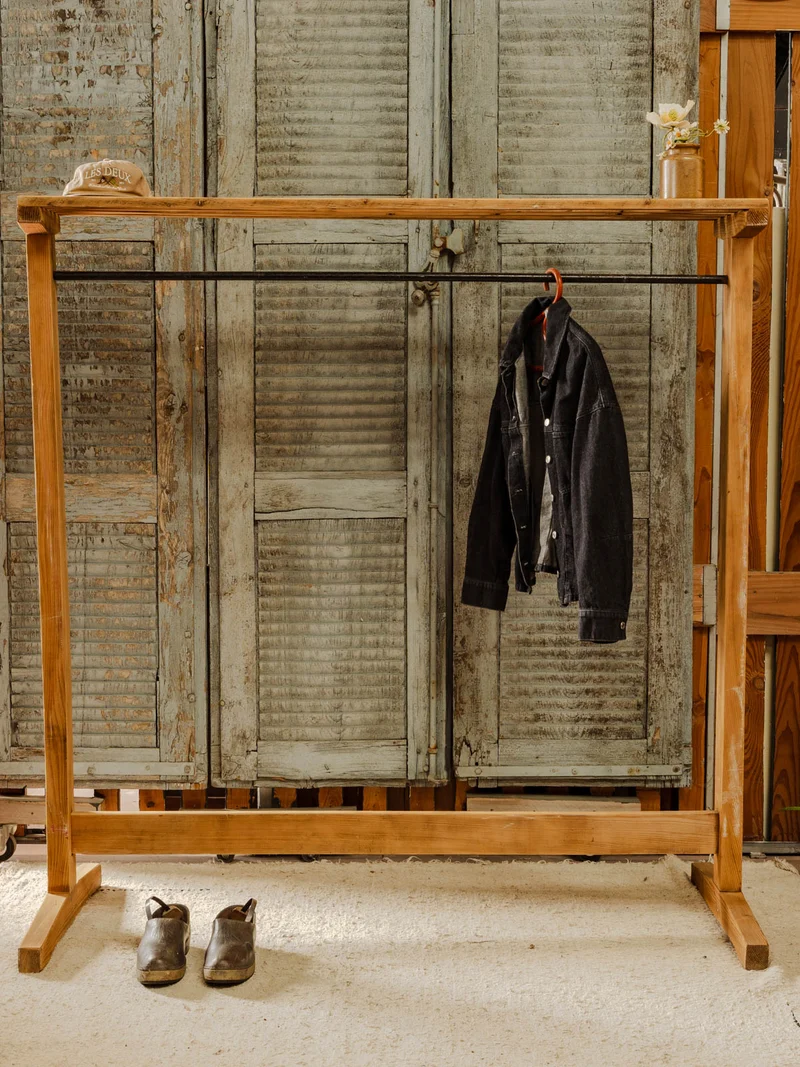 Max, le grand portant en bois N°456