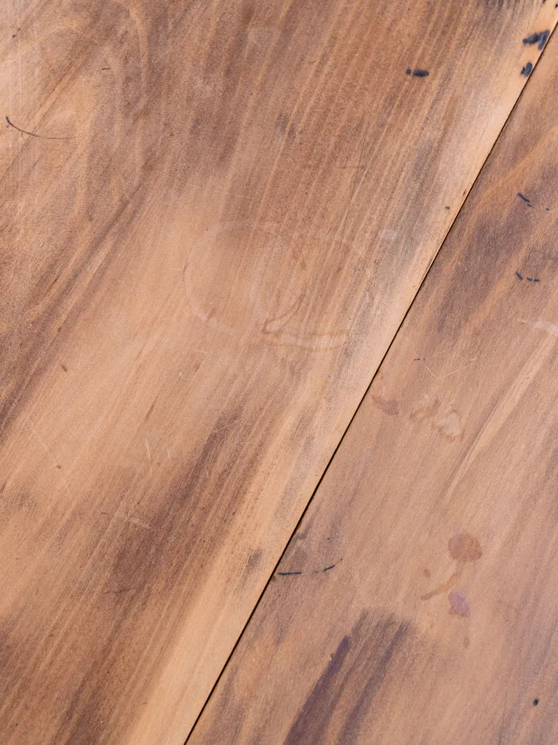 Romy, la table à manger ovale en bois N°1516