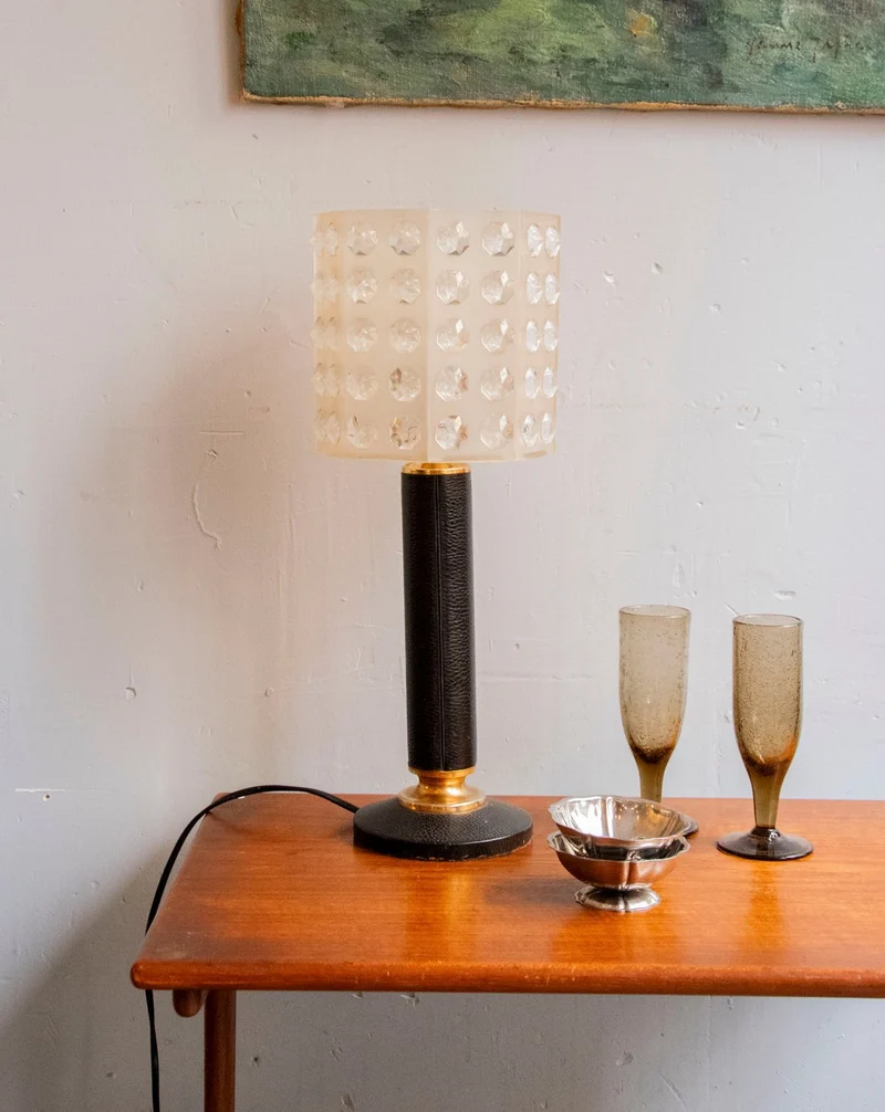 Suzanne, la lampe au style rétro N°638