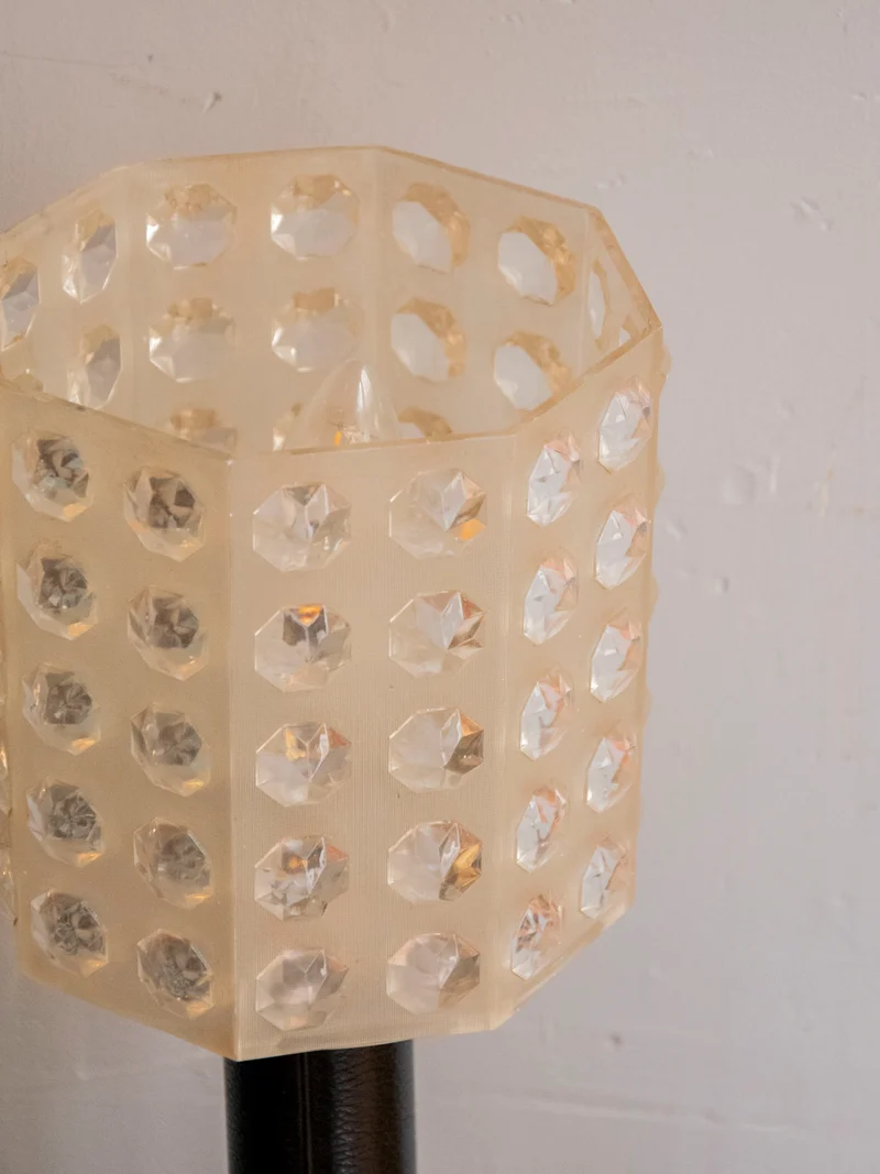 Suzanne, la lampe au style rétro N°638