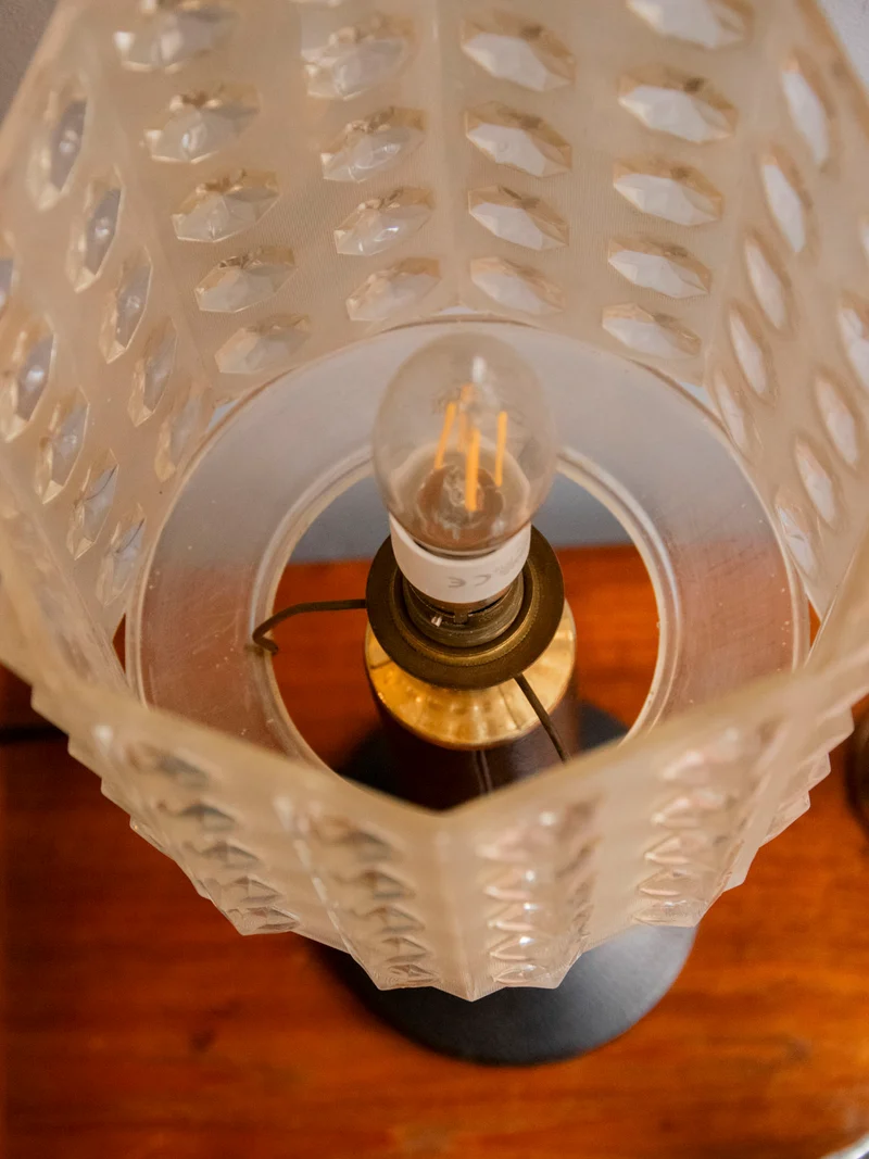 Suzanne, la lampe au style rétro N°638