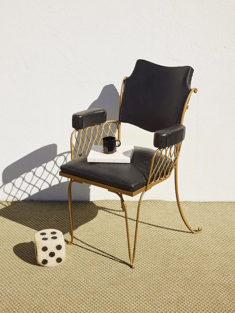 Ernest, le fauteuil de coiffeur en cuir N°1581