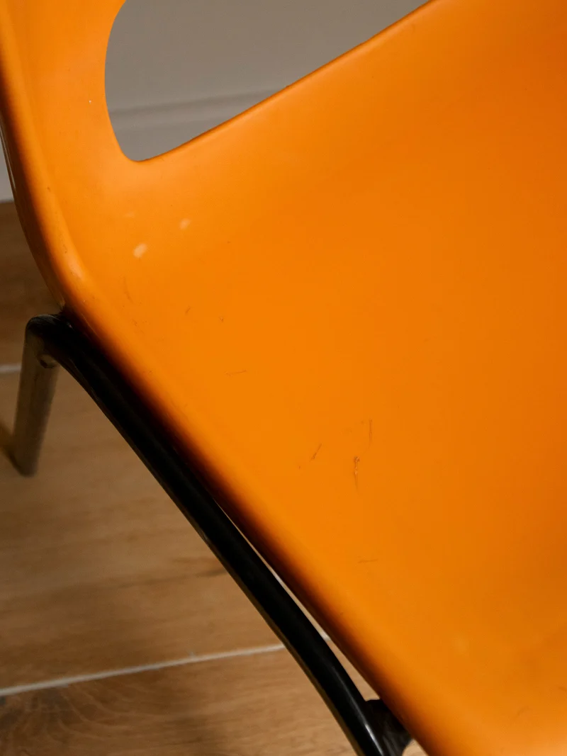 Alma, la chaise au style vibrant et rétro N°1868