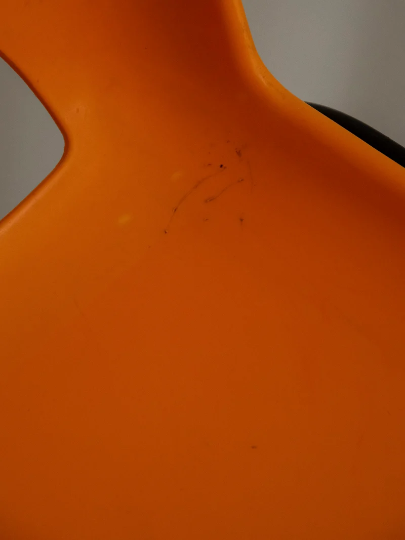 Alma, la chaise au style vibrant et rétro N°1868