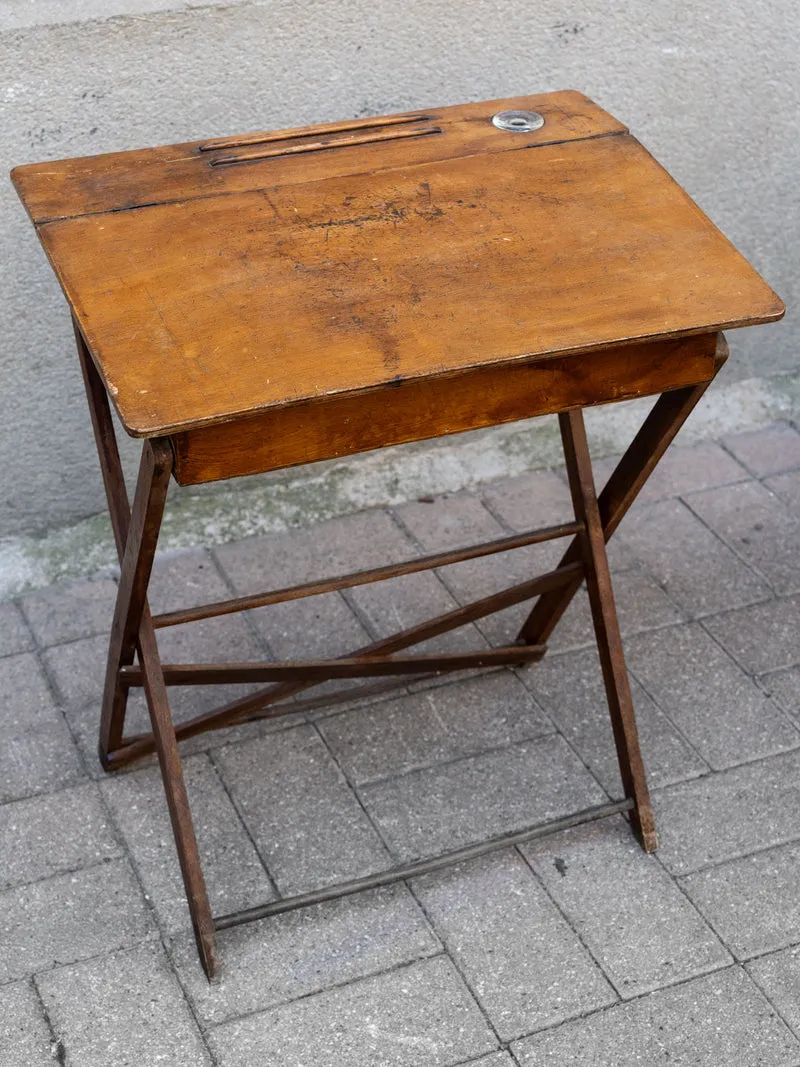 Edouard, le petit pupitre d'écolier pliable en bois N°1069