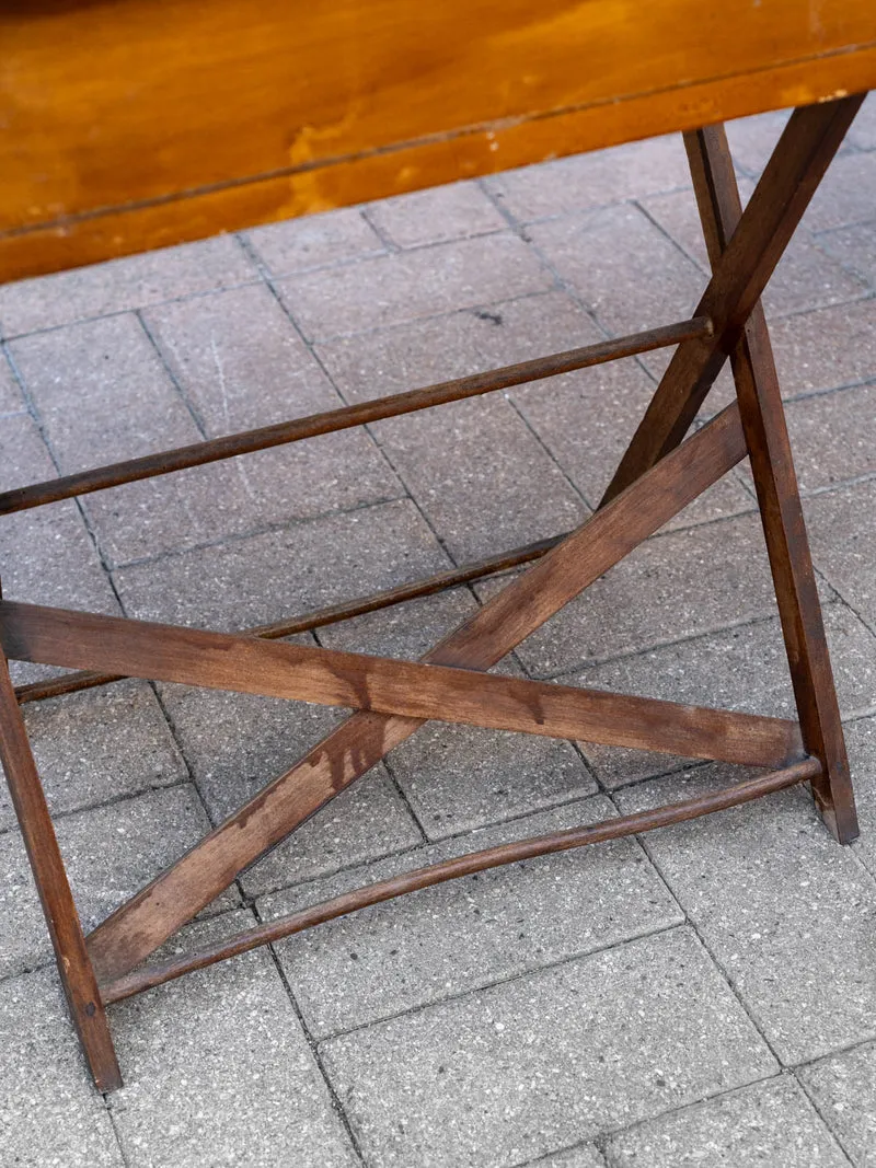 Edouard, le petit pupitre d'écolier pliable en bois N°1069