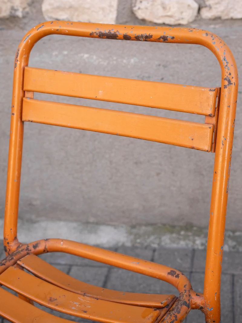 Alma, la paire de chaises Tolix en métal orange N°1943