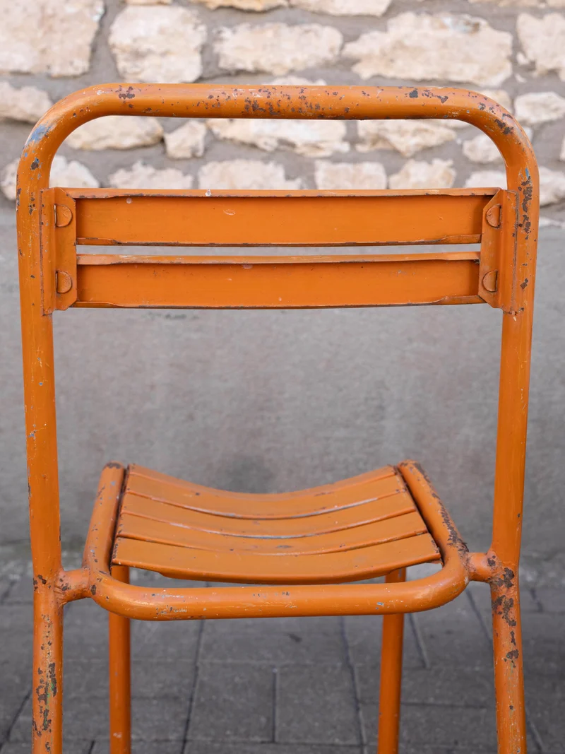Alma, la paire de chaises Tolix en métal orange N°1943