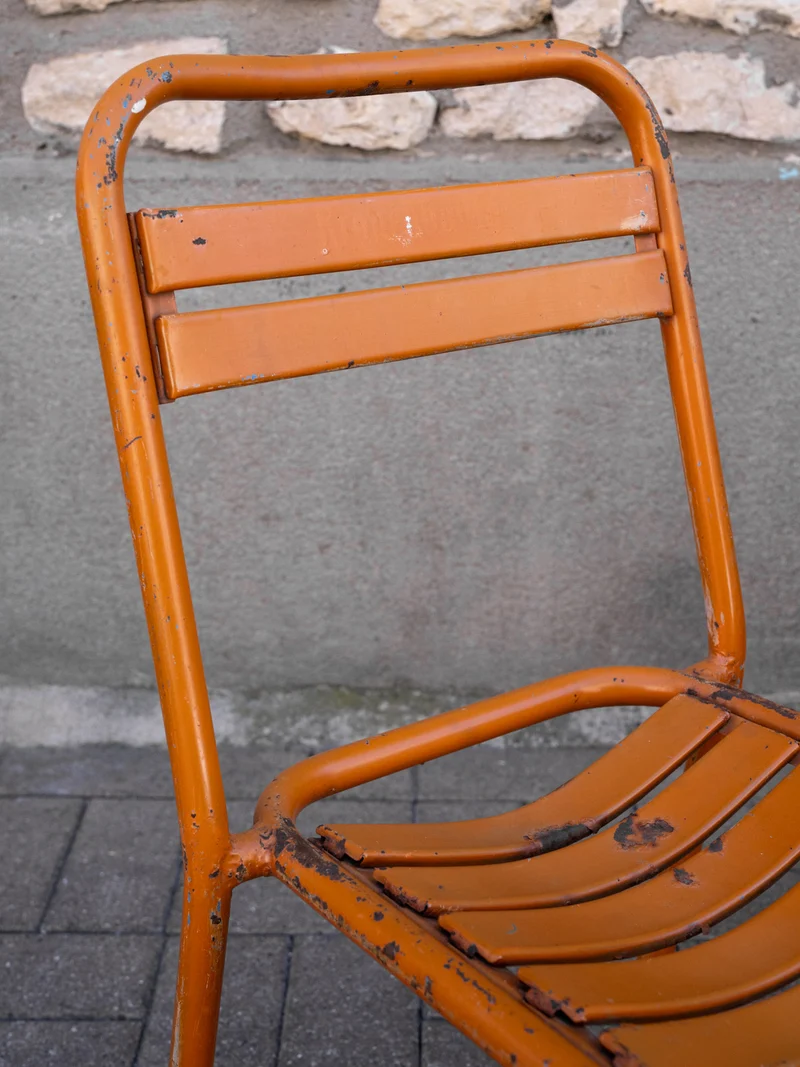 Alma, la paire de chaises Tolix en métal orange N°1942