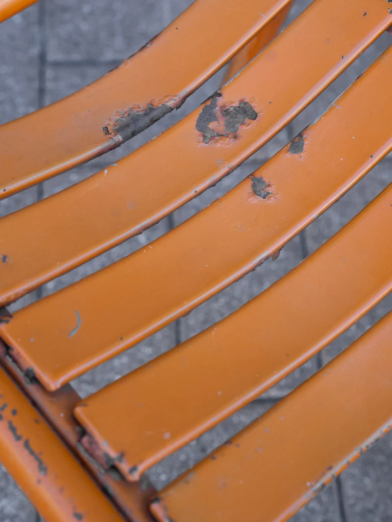 Alma, la paire de chaises Tolix en métal orange N°1942