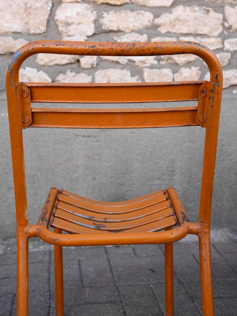 Alma, la paire de chaises Tolix en métal orange N°1942