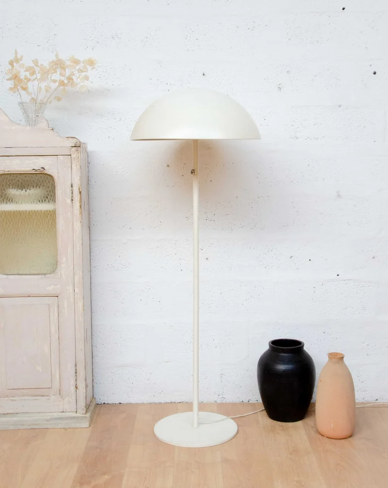 Julien, le lampadaire en métal blanc N°396